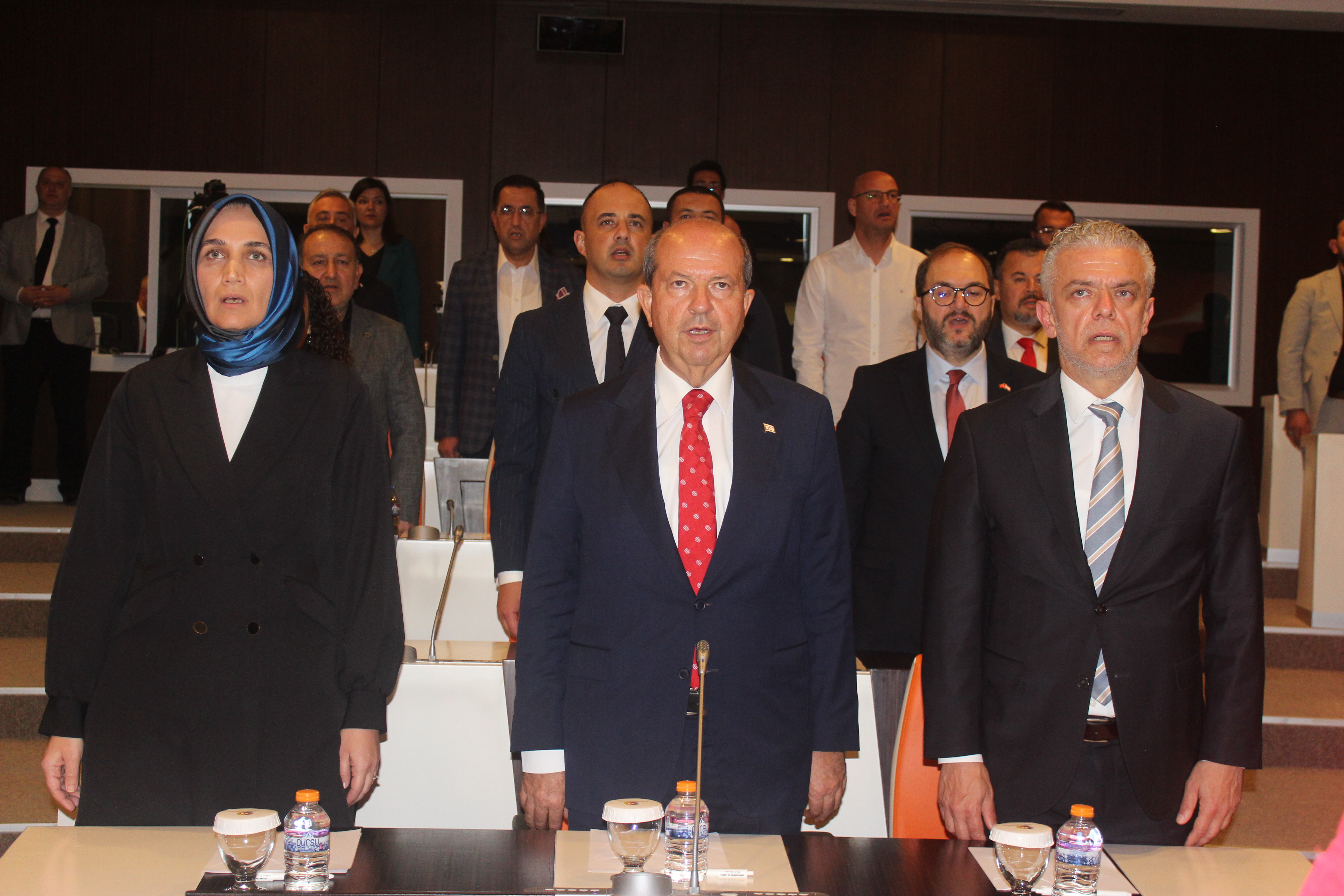 “BİZLER KIBRIS OLARAK BÜYÜK MİLLETİN KOPMAZ BİR PARÇASIYIZ”