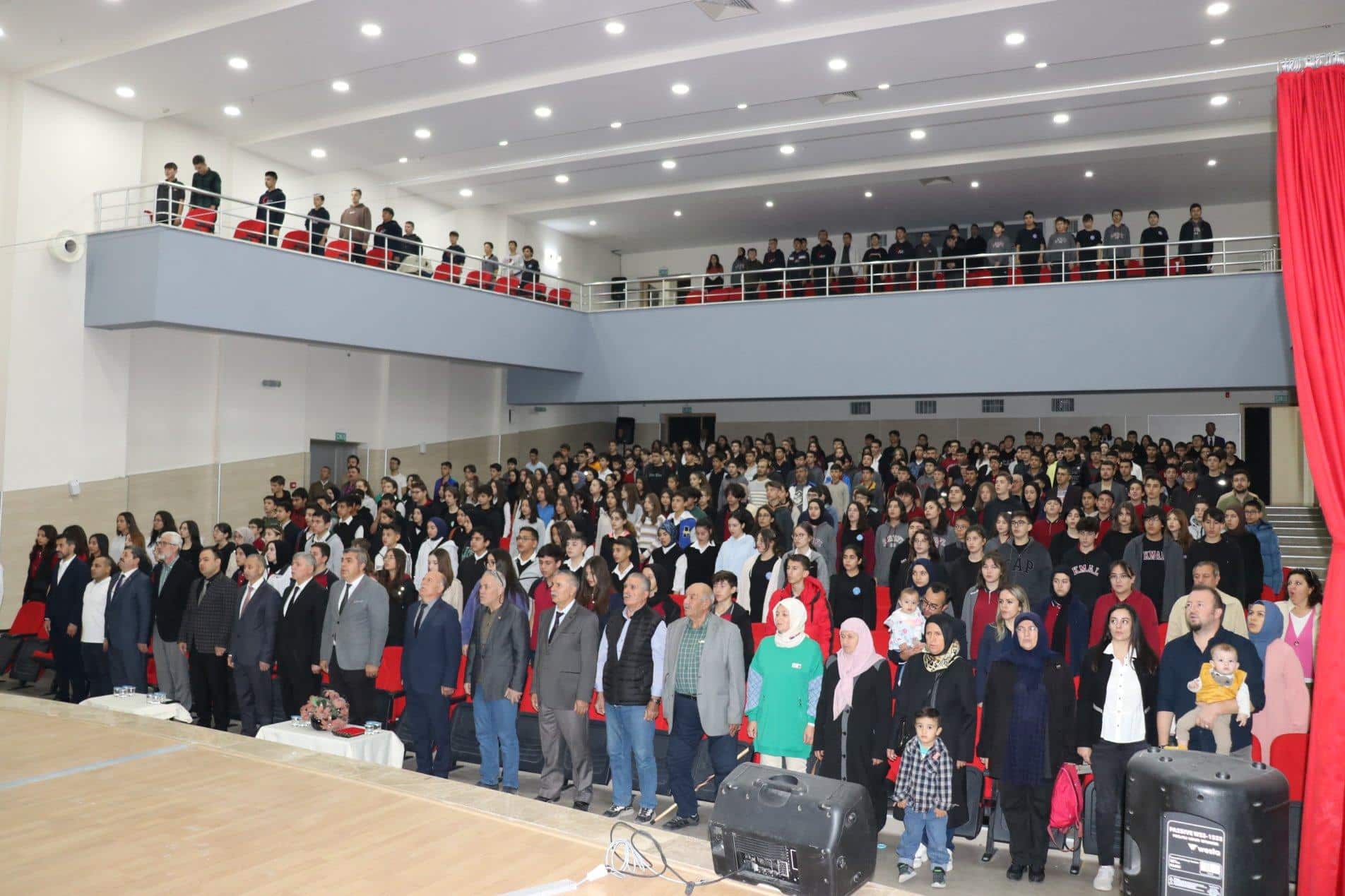KAHRAMANLAR 100. YILDA ANILDI