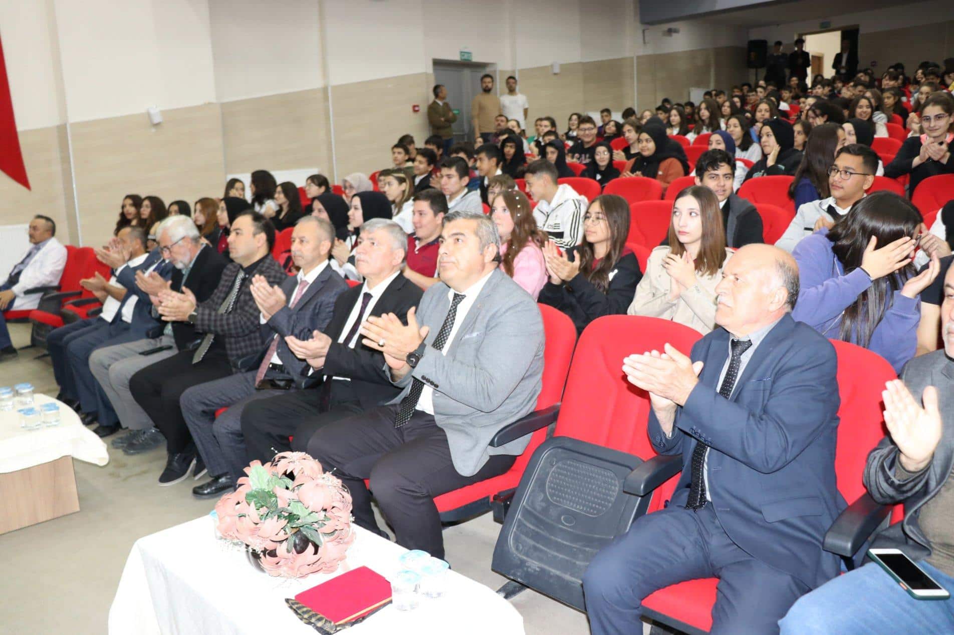 KAHRAMANLAR 100. YILDA ANILDI