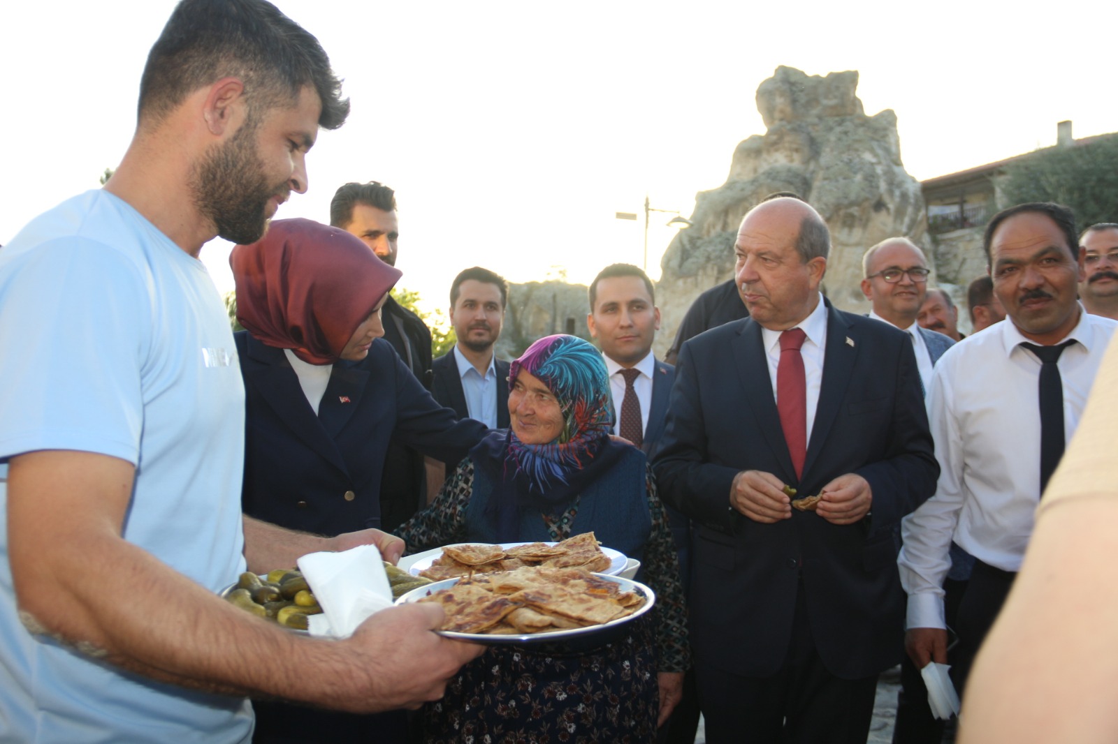 CUMHURBAŞKANI TATAR AYAZİN'DE