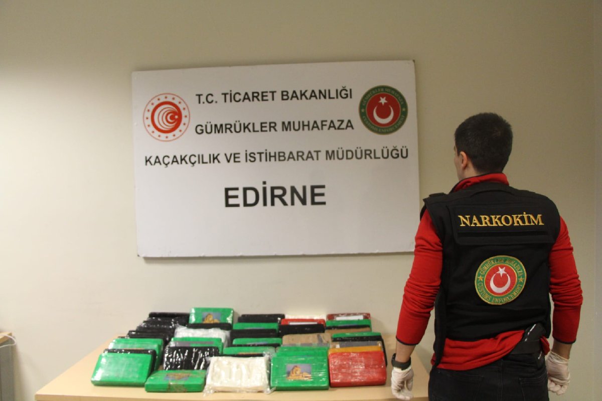 DİPLOMATİK ARAÇLA UYUŞTURUCU KAÇAKÇILIĞI