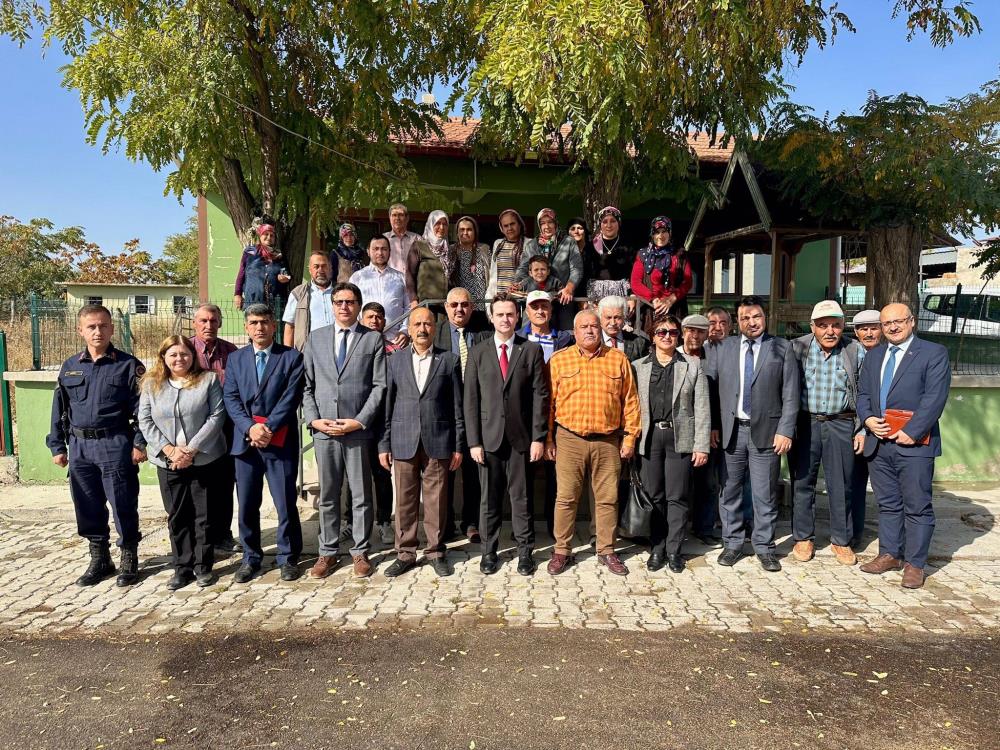 KAYMAKAM NAS TAŞKÖPRÜ KÖYÜ SAKİNLERİNİ DİNLEDİ
