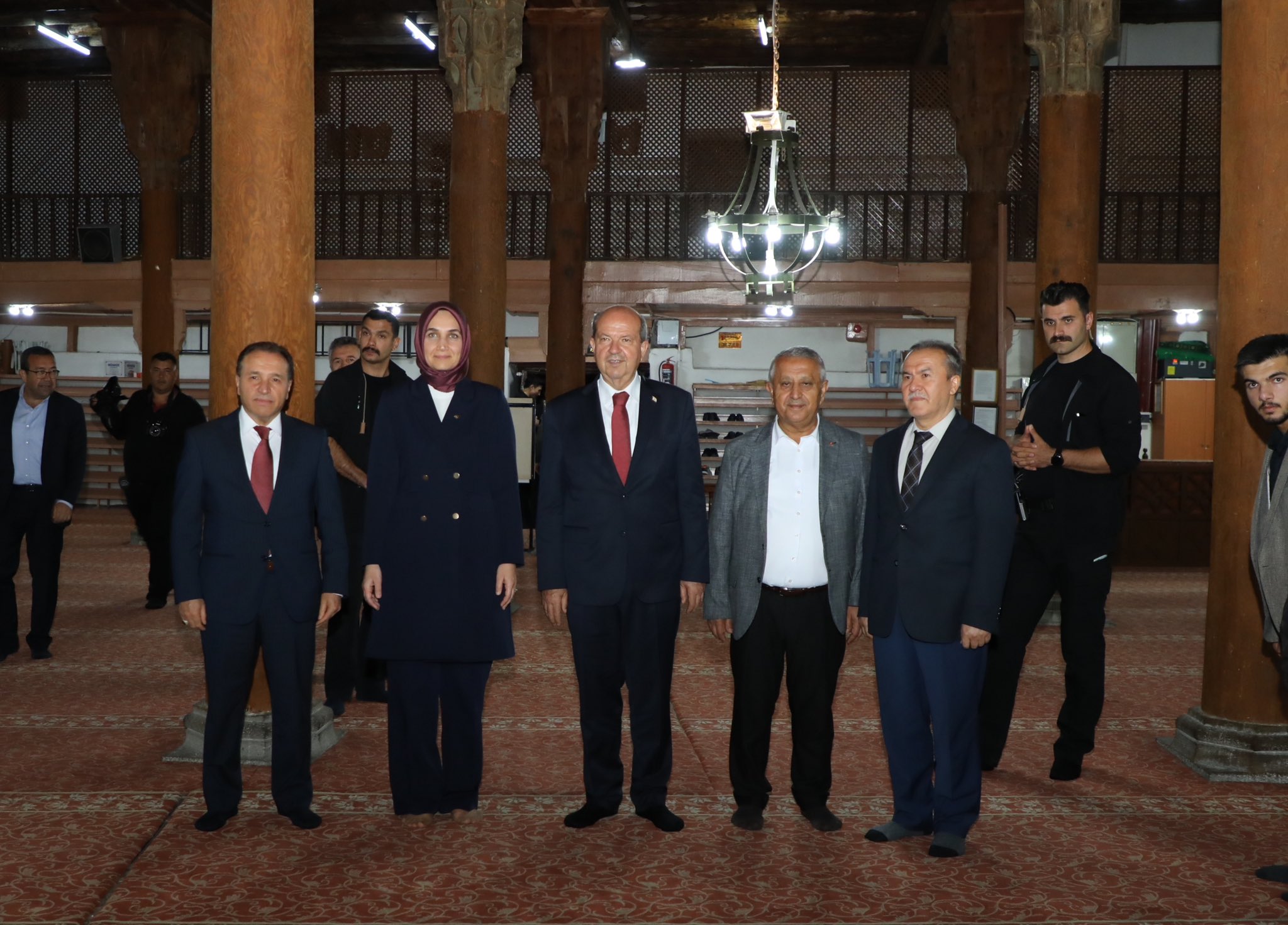 TARİHİ ULU CAMİİ’Yİ İNCELEDİ