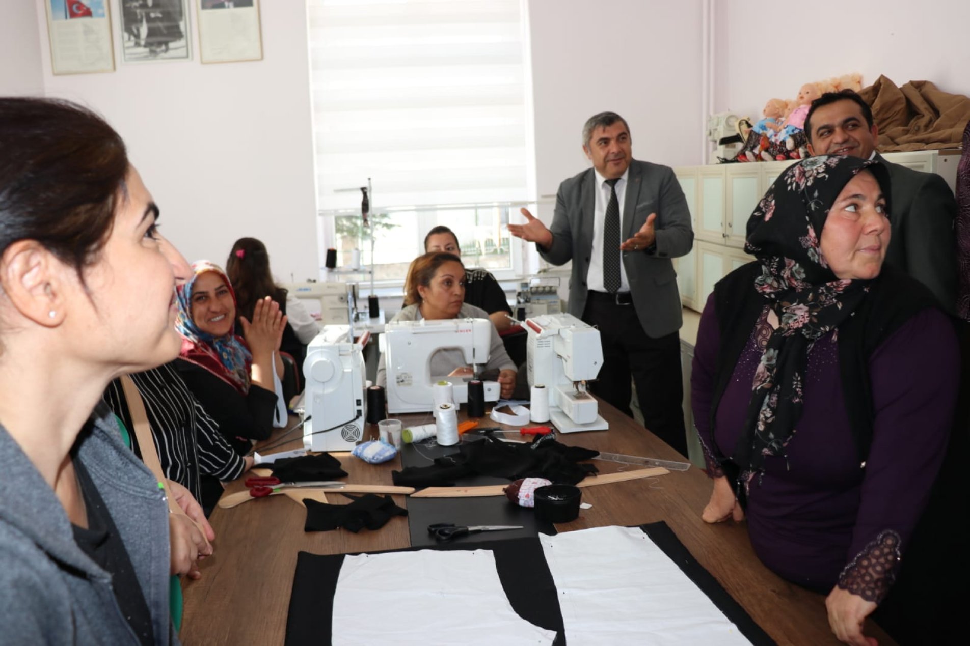 SÜNNETCİ, EMİRDAĞ HEM’İ ZİYARET ETTİ