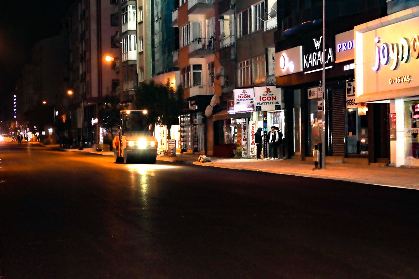 SICAK ASFALT SERİMİNE GEÇİLDİ
