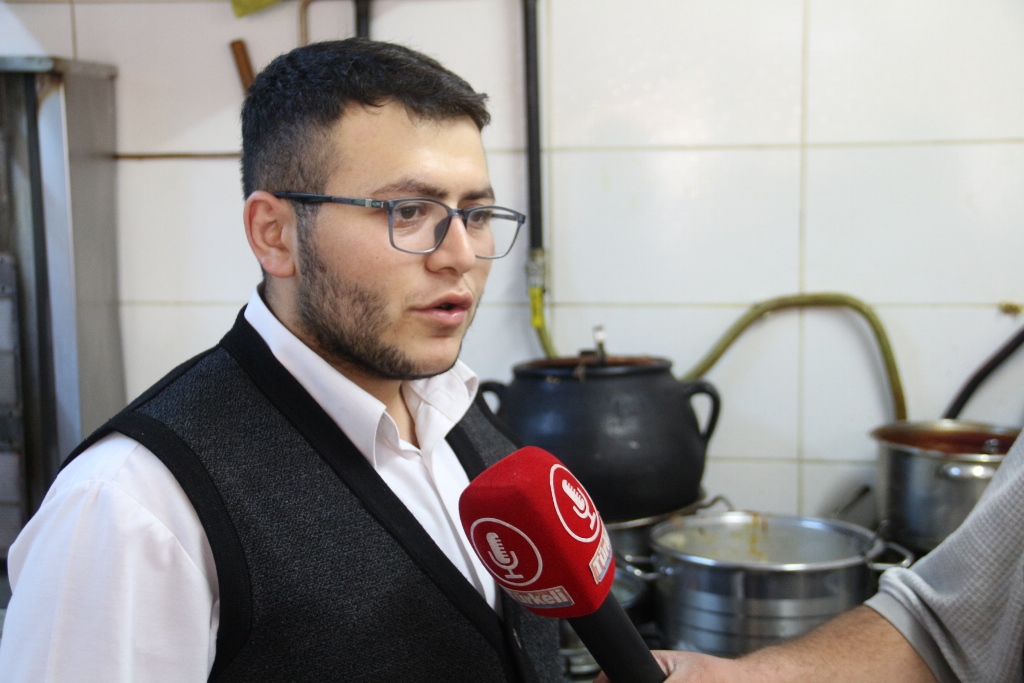 ÇÖMLEKTE PİŞİRİLEN BU LEZZET DAMAK ÇATLATIYOR
