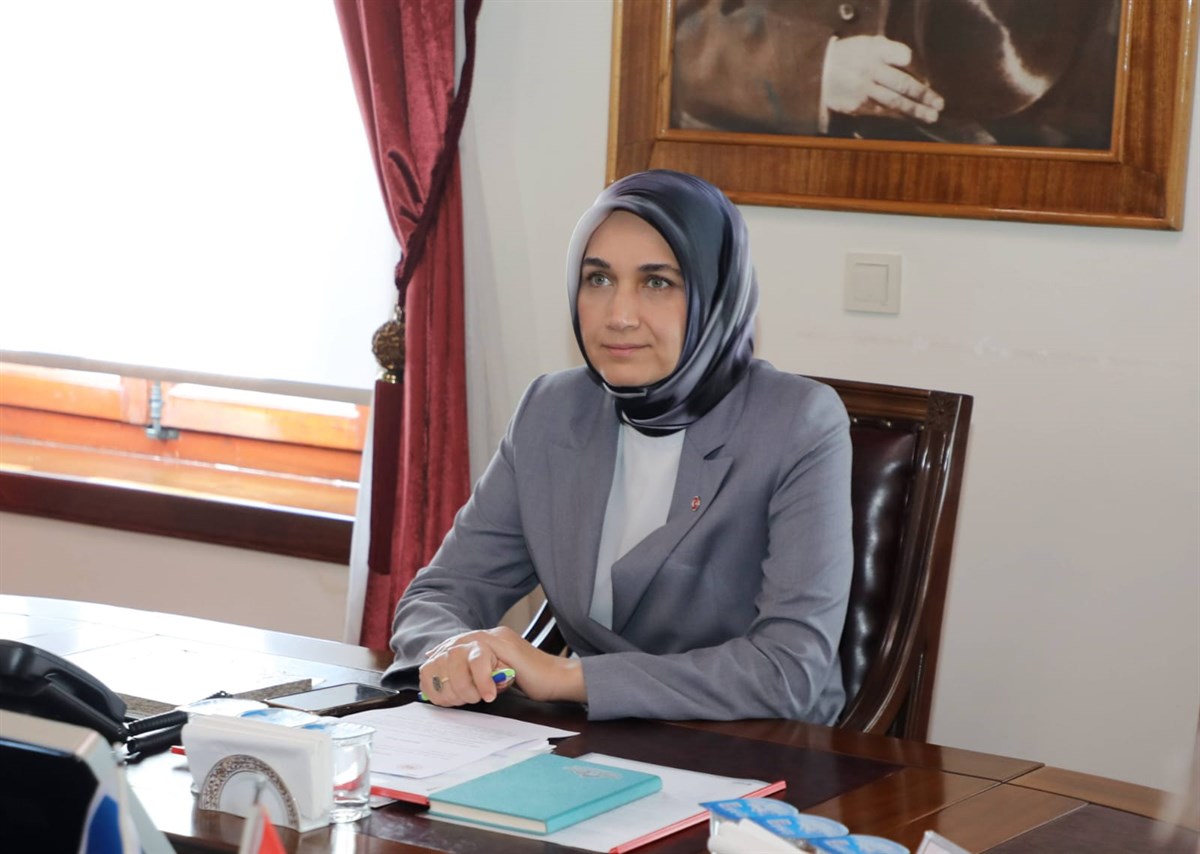“KADIN ÇALIŞAN İSTİHDAMINI EN ÇOK ARTIRAN İLİZ”