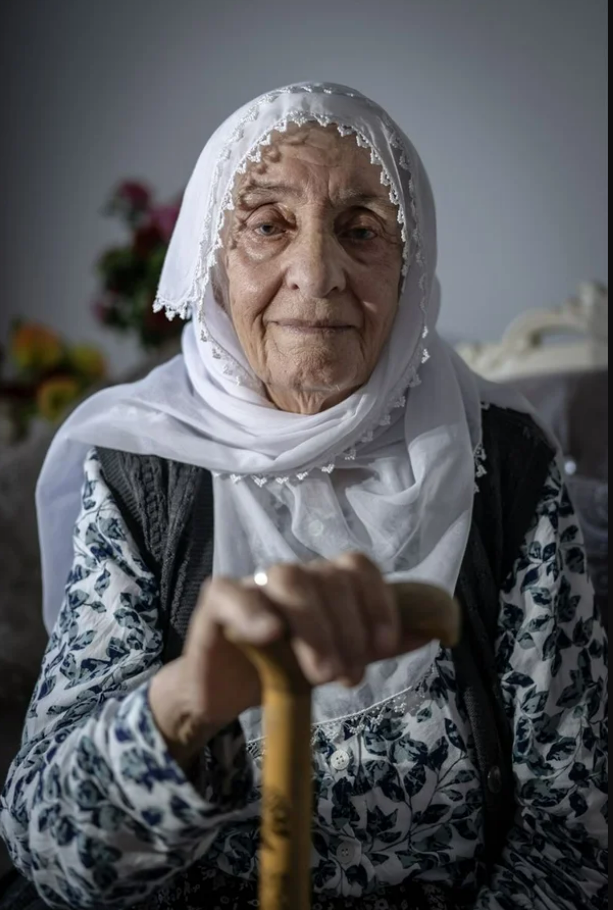 'ATATÜRK BENİM YANAĞIMI SIKTI'