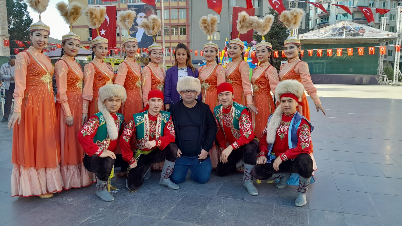 TANRI DAĞLARINDAN KOCATEPE'YE UZANAN BİR ASIR