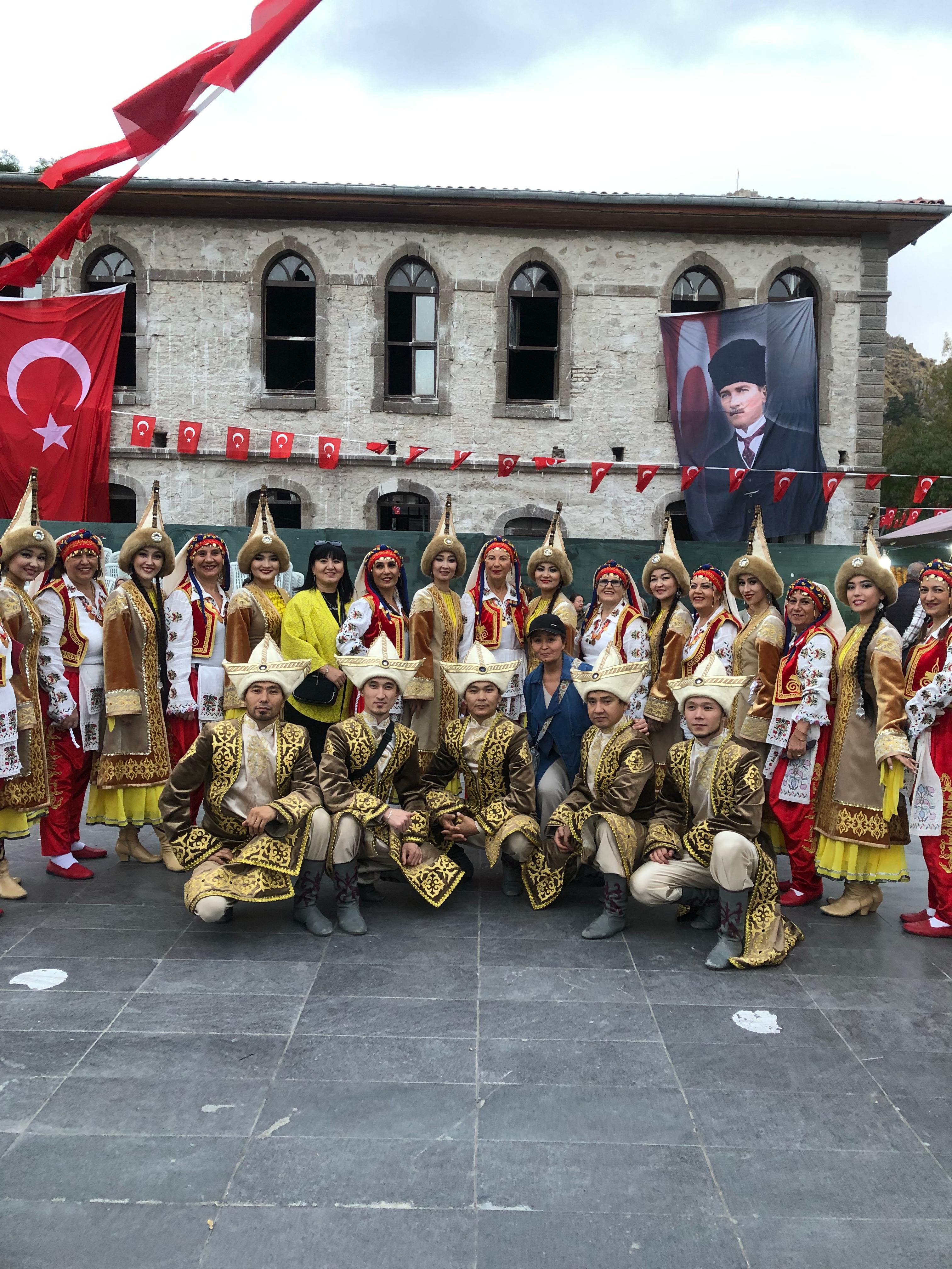 TANRI DAĞLARINDAN KOCATEPE'YE UZANAN BİR ASIR