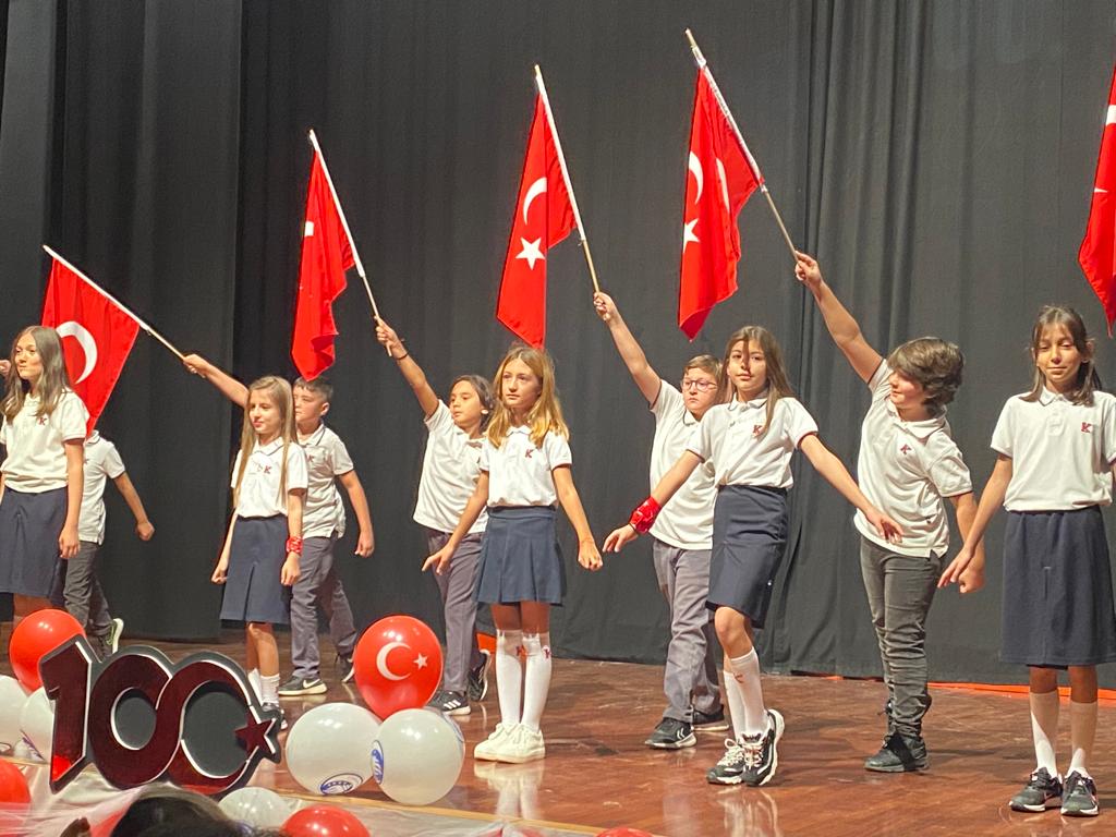 TED AFYON KOLEJİNDEN 100 YIL ÇOŞKUSU