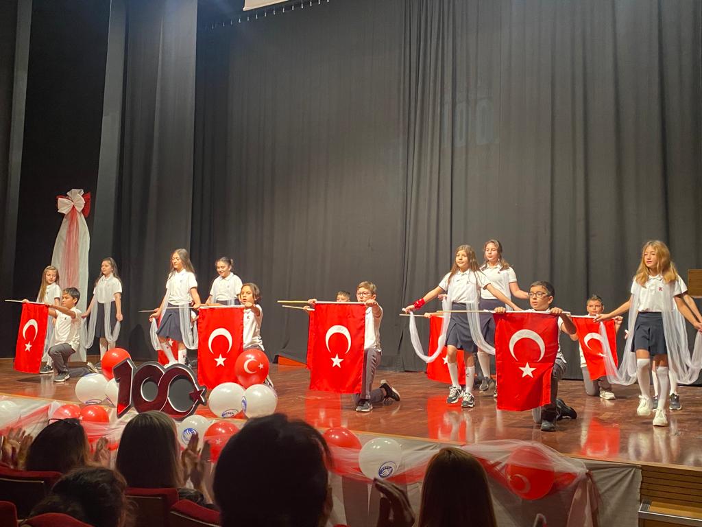 TED AFYON KOLEJİNDEN 100 YIL ÇOŞKUSU