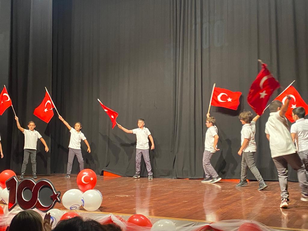 TED AFYON KOLEJİNDEN 100 YIL ÇOŞKUSU