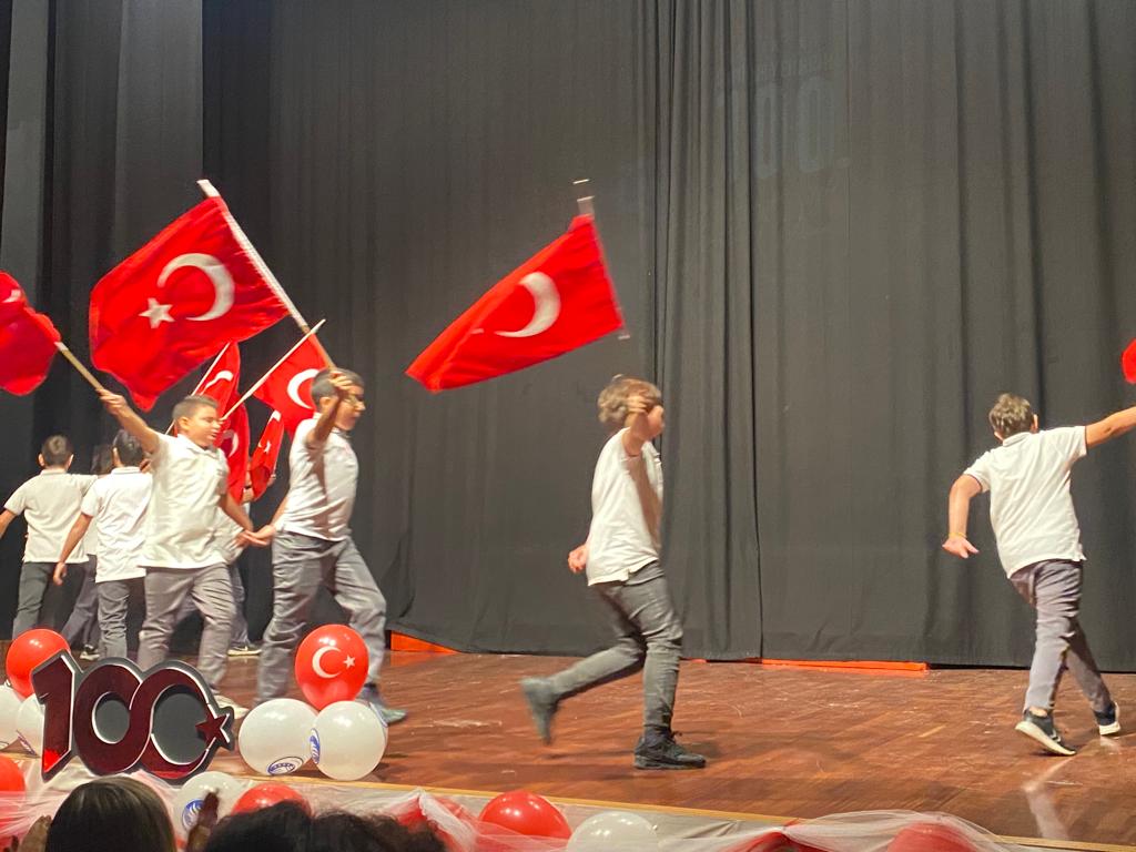 TED AFYON KOLEJİNDEN 100 YIL ÇOŞKUSU