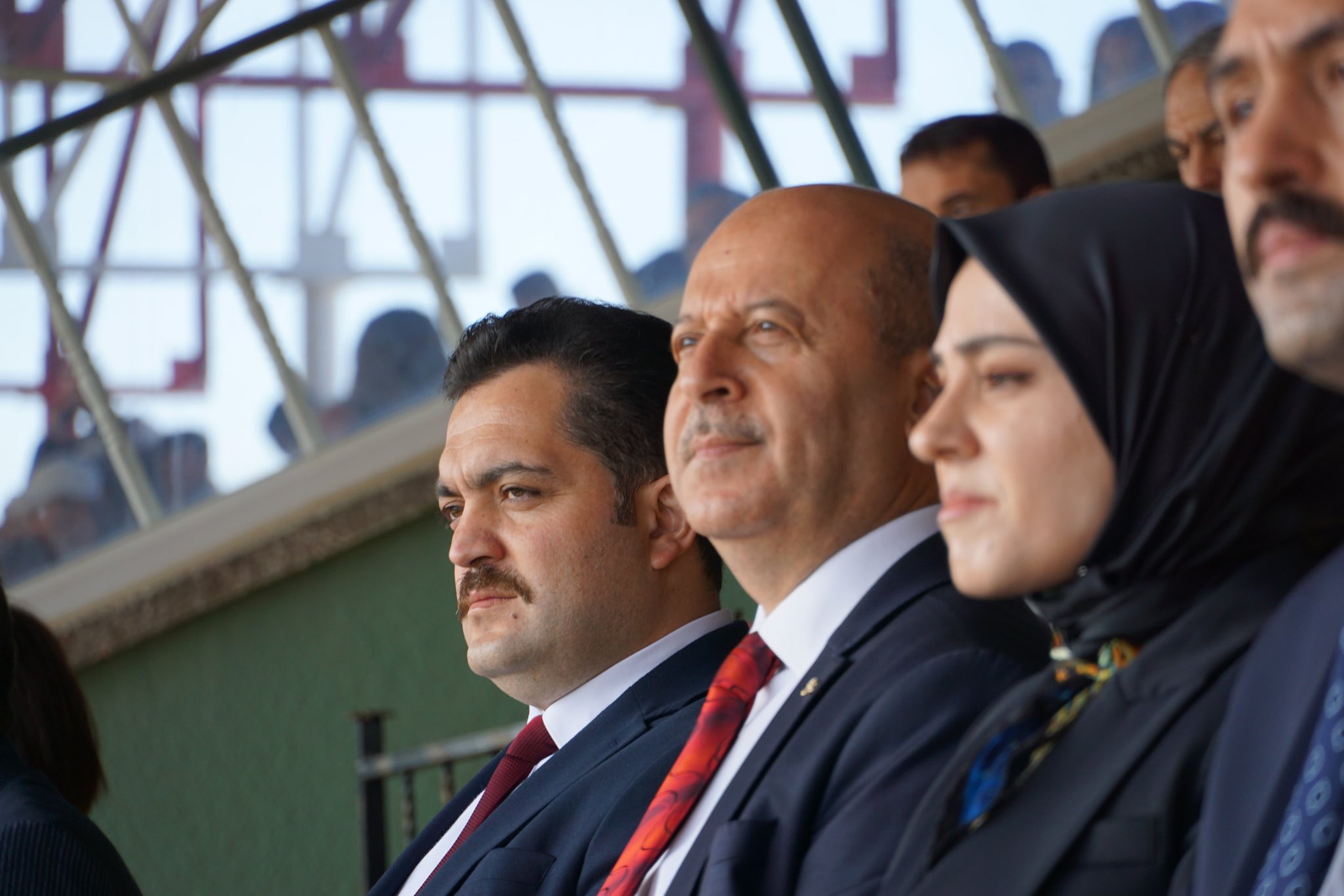 ŞEHUTLU GENÇLERDEN 100 YIL PERFORMANSI