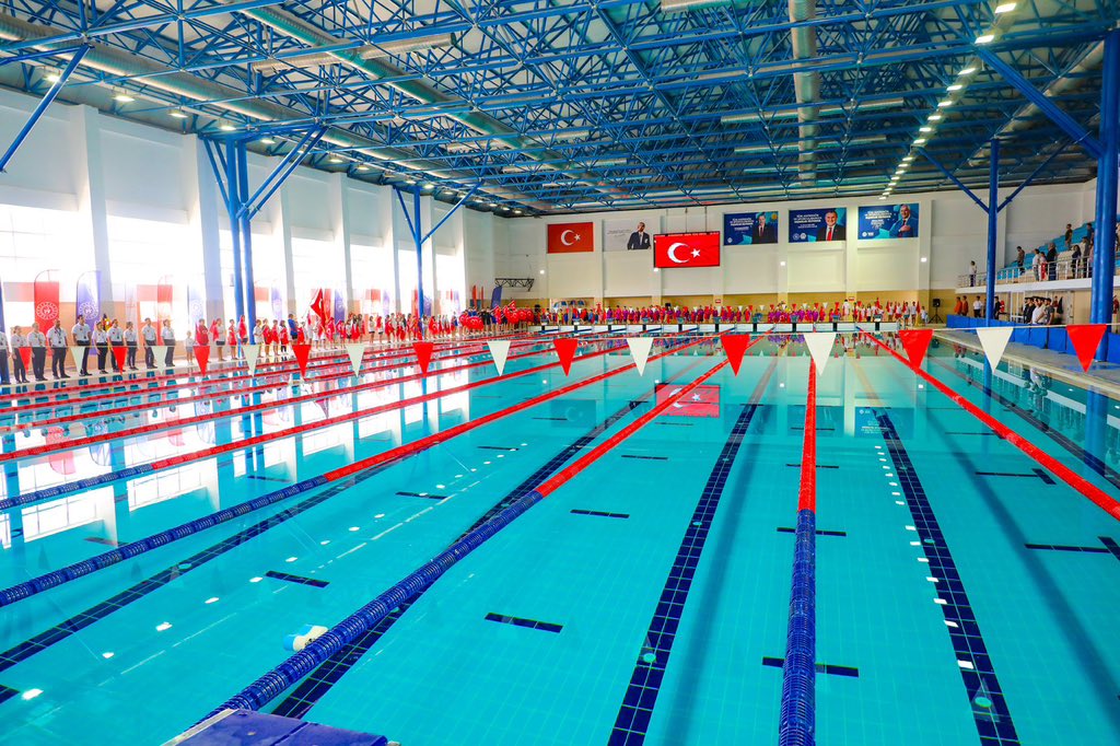 AFYONKARAHİSAR'DAKİ ATIL HALDEKİ MEKANIN DEĞİŞİMİ GÖRENLERİ HAYRETE DÜŞÜRDÜ