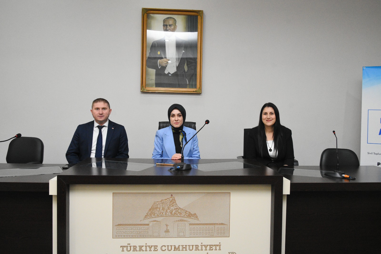 AFYONKARAHİSAR'DA UMUDUN ADI "MAVİ"