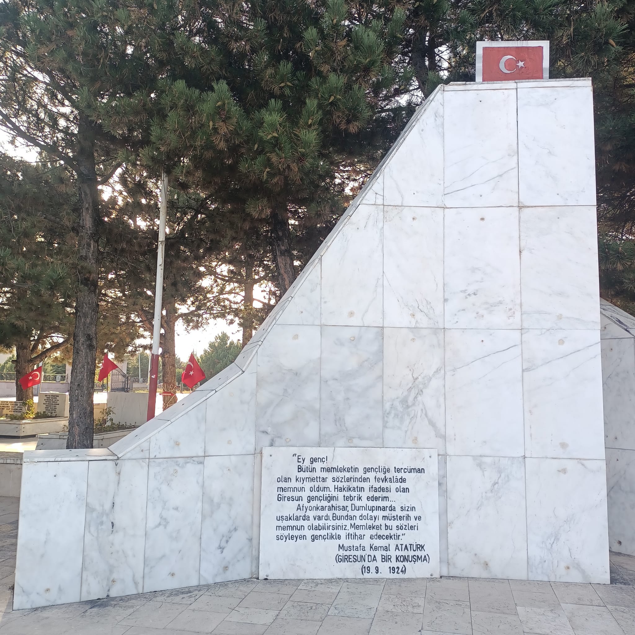 ZAFERİN GÖNÜLLÜ KAHRAMANLARI
