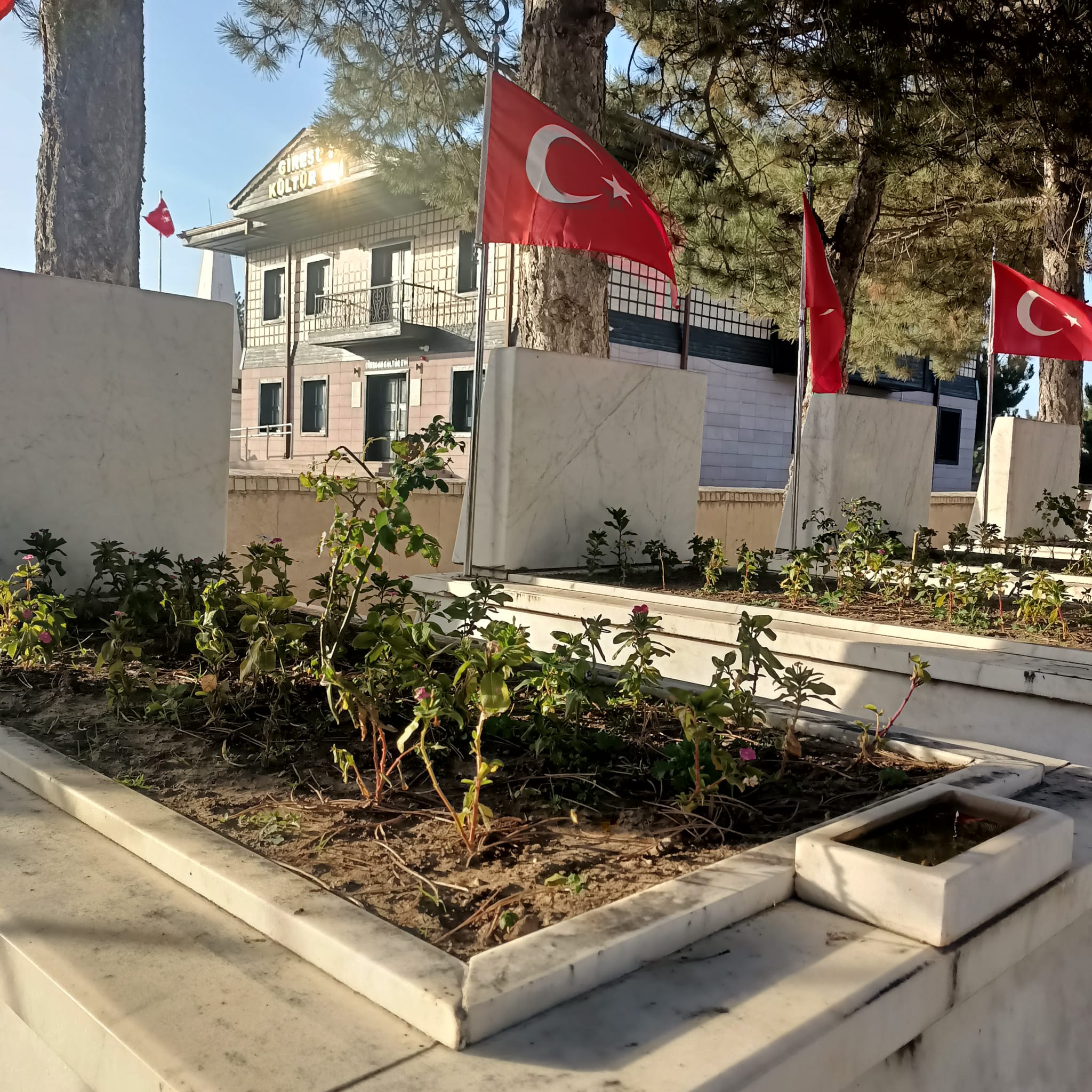ZAFERİN GÖNÜLLÜ KAHRAMANLARI