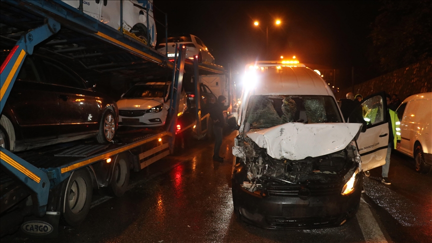 18 ARAÇ ZİNCİRLEME KAZA’YA KARIŞTI