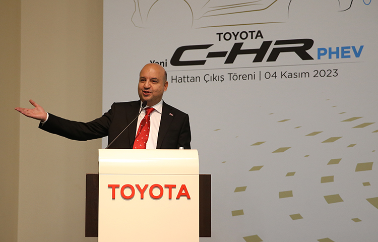 YENİ NESİL TOYOTA C-HR PHEV