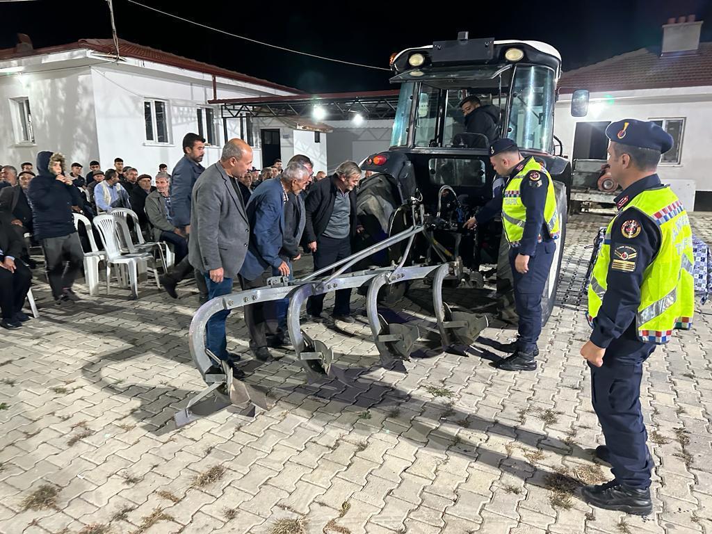 ÇAY'DA SÜRÜCÜLERE EĞİTİM