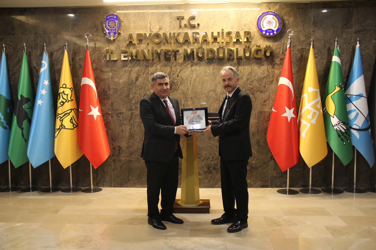 MÜDÜR AY’A ANLAMLI ZİYARET