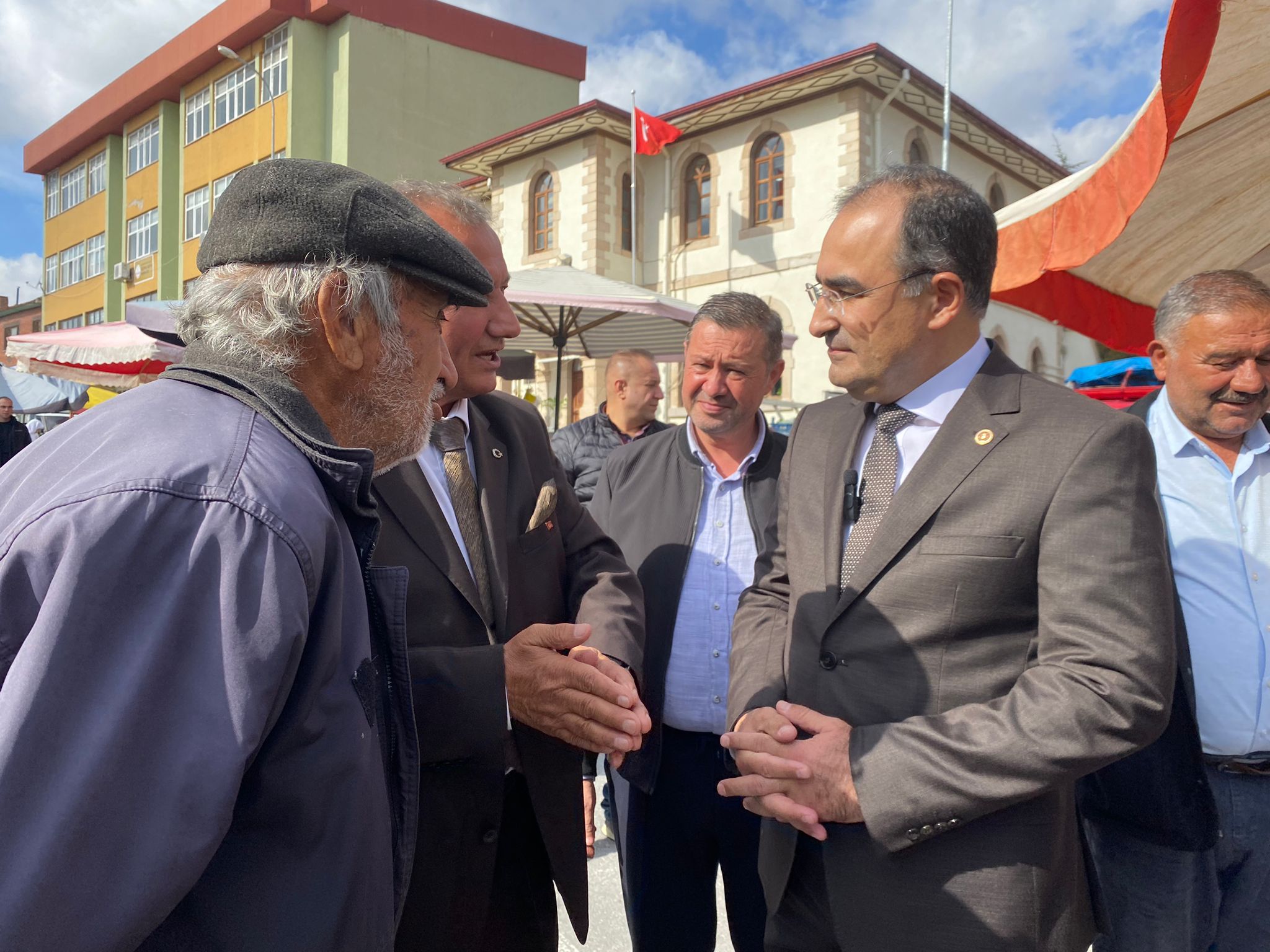 MİLLETVEKİLİ DR. ASLAN İLÇE VE KÖYLERİ GEZİYOR