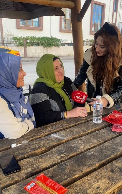 YENİ EVLENECEK ÇİFTLER İÇİN EVLİLİK KREDİSİNİ VATANDAŞLARA SORDUK