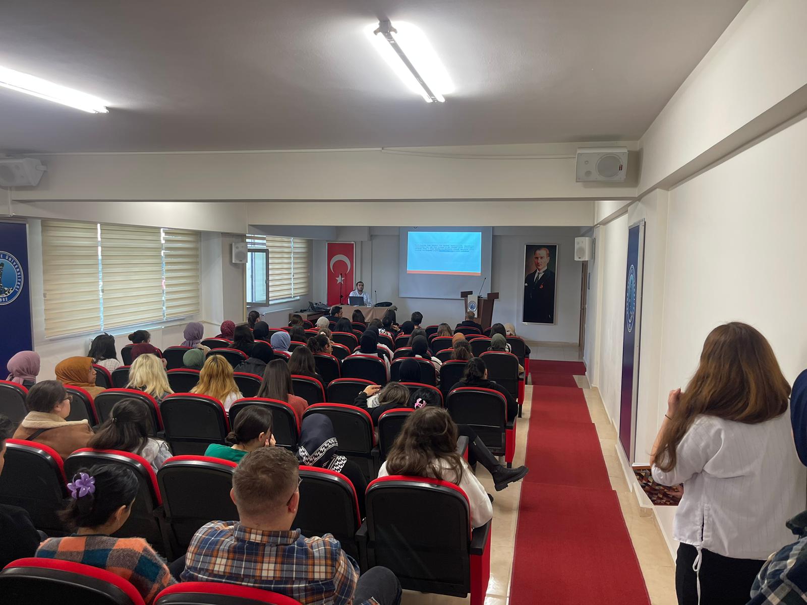 SANDIKLI MYO’DA ÖĞRENCİLERE ÖZEL SEMİNER
