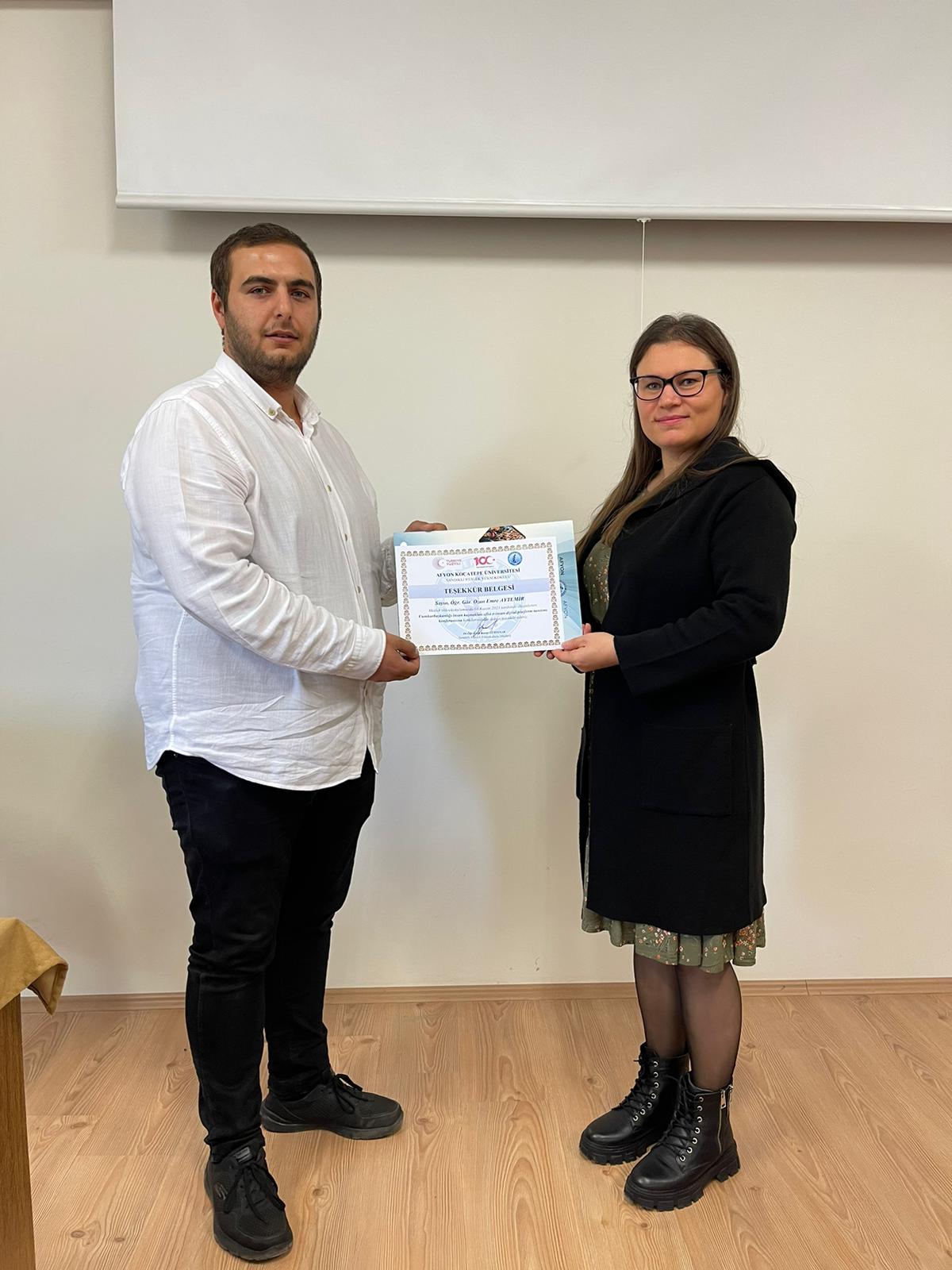 SANDIKLI MYO’DA ÖĞRENCİLERE ÖZEL SEMİNER
