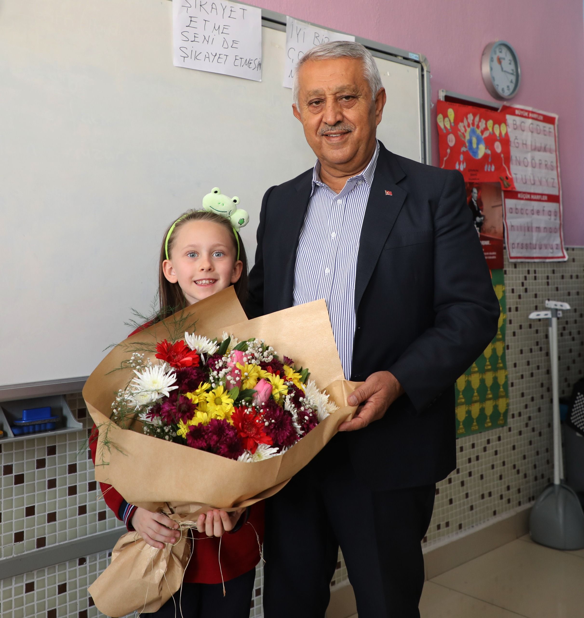 SINIF BAŞKANI VAAD ETTİ BELEDİYE BAŞKANI GERÇEKLEŞTİRDİ