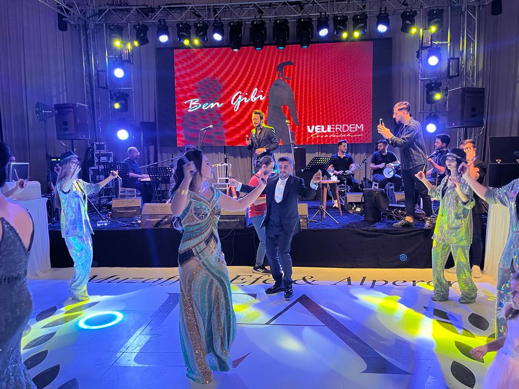 BU DÜĞÜN DİSNEYLAND'I ARATMADI