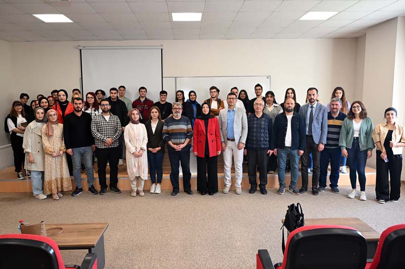 “AİLENİN YAPISI TOPLUMUN GELECEĞİNİ TAYİN EDER”