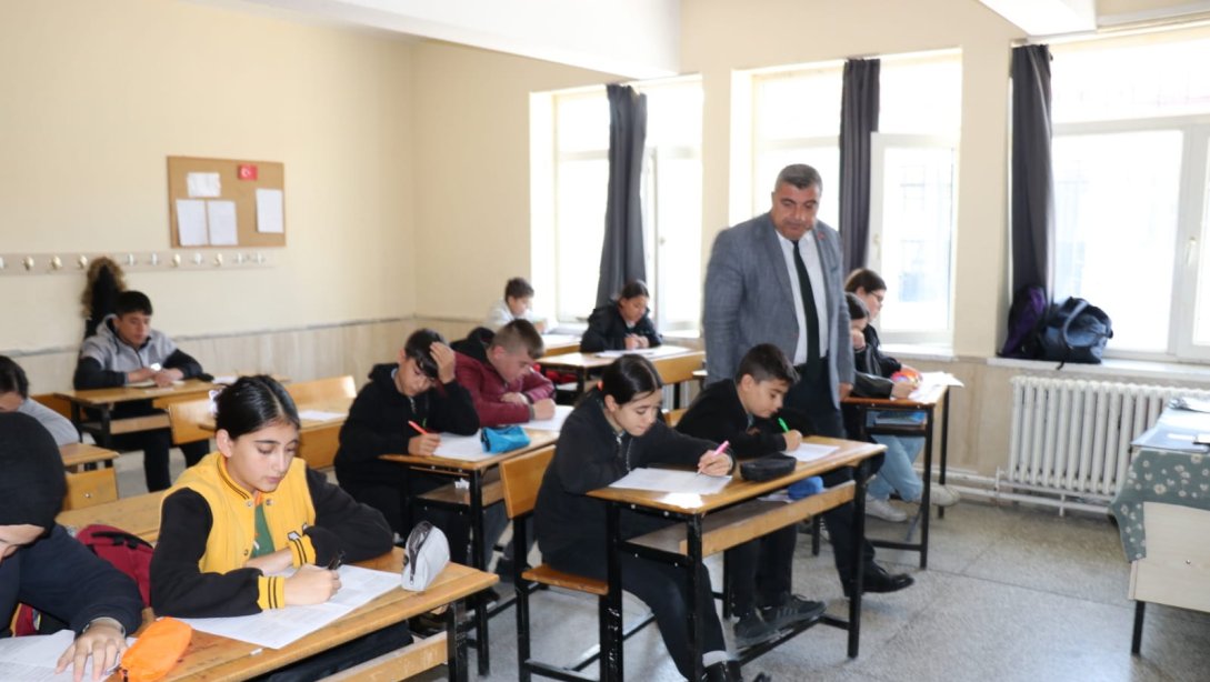 İL MÜDÜRÜ SÜNNETCİ GEBECELER’DE İNCELEMELERDE BULUNDU