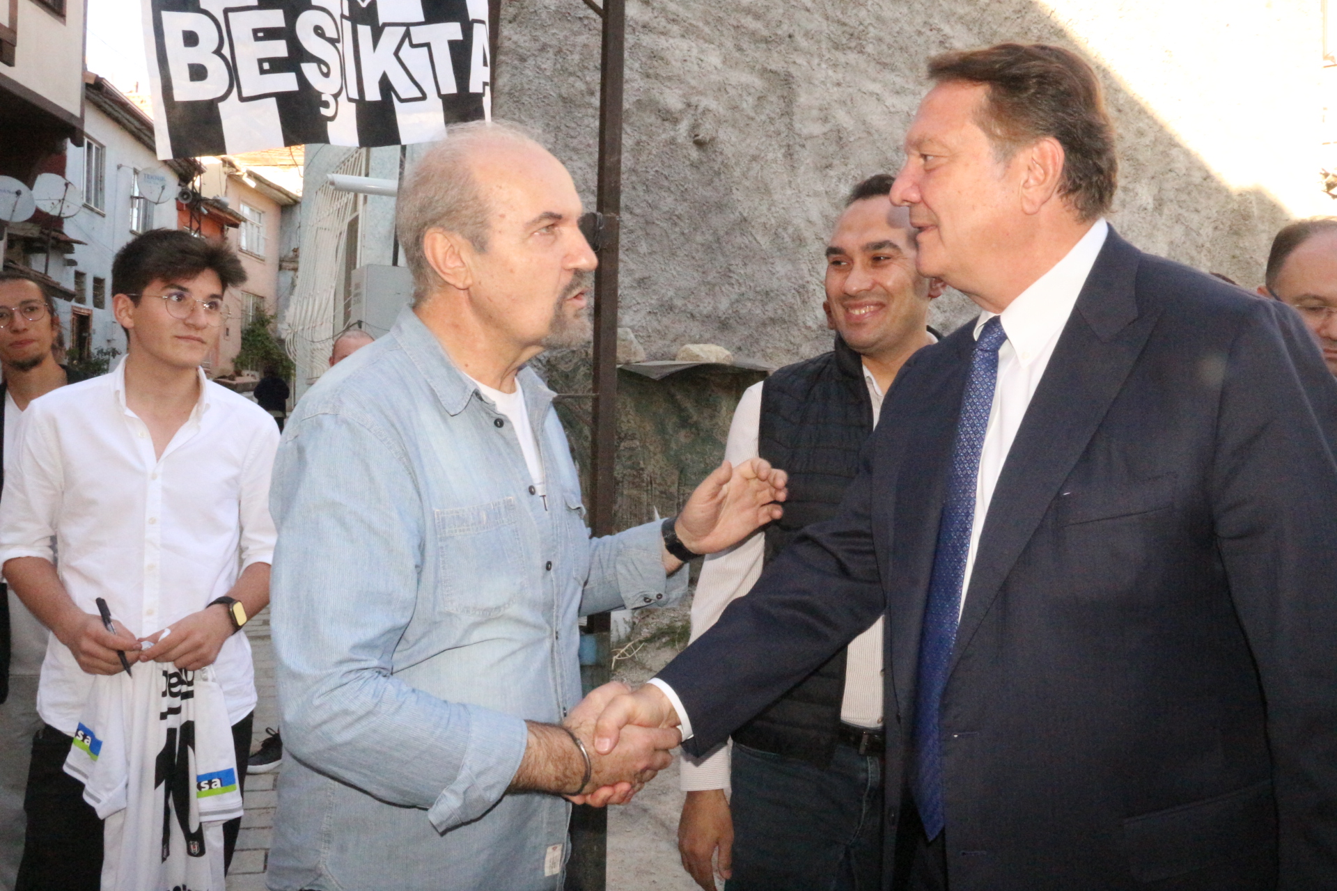 BJK Başkan Adayı Arat, Afyonkarahisar'da