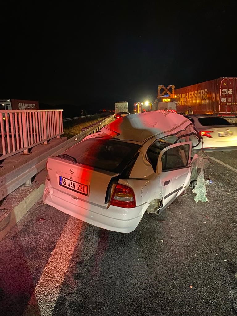 Zincirleme Kaza: 1 Ölü, 5 Yaralı