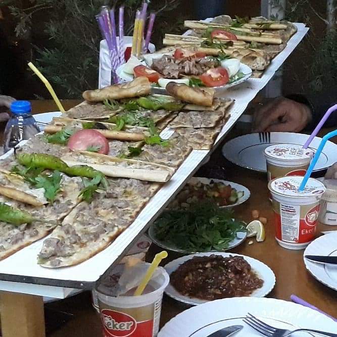 Konya'nın Tarihi Lezzetini  kale manzarası eşliğinde tatmak bir  başka