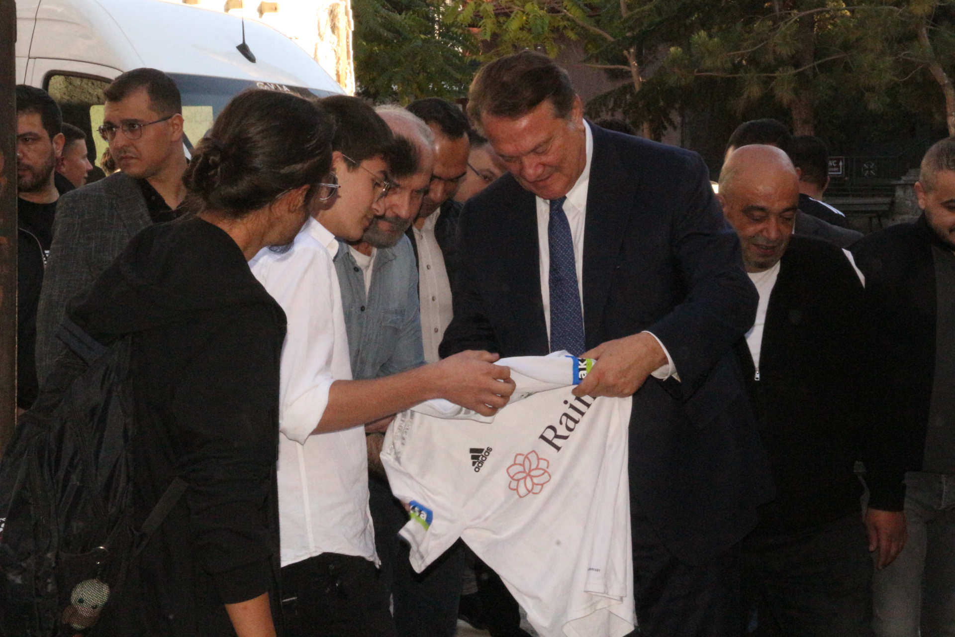 “Kimse Beşiktaş Kulübü Başkanına Parmak Sallayamaz”