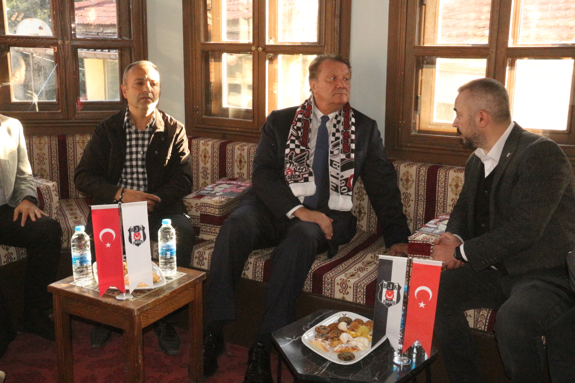 “Kimse Beşiktaş Kulübü Başkanına Parmak Sallayamaz”