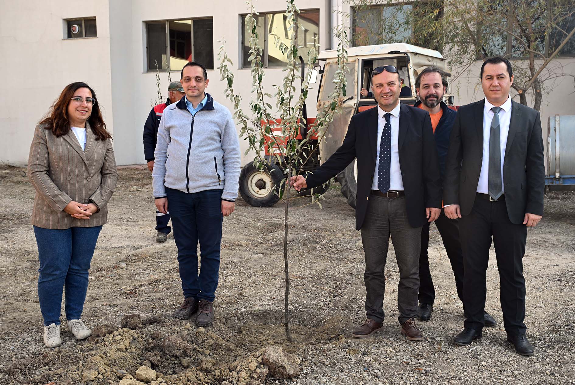 MÜHENDİSLİK FAKÜLTESİNDE ÇİFTE ETKİNLİK