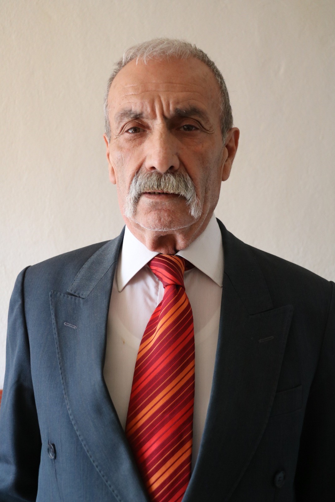‘Bir Torba Kömürde Sen Al Ki, Çocukları Üşümesin’
