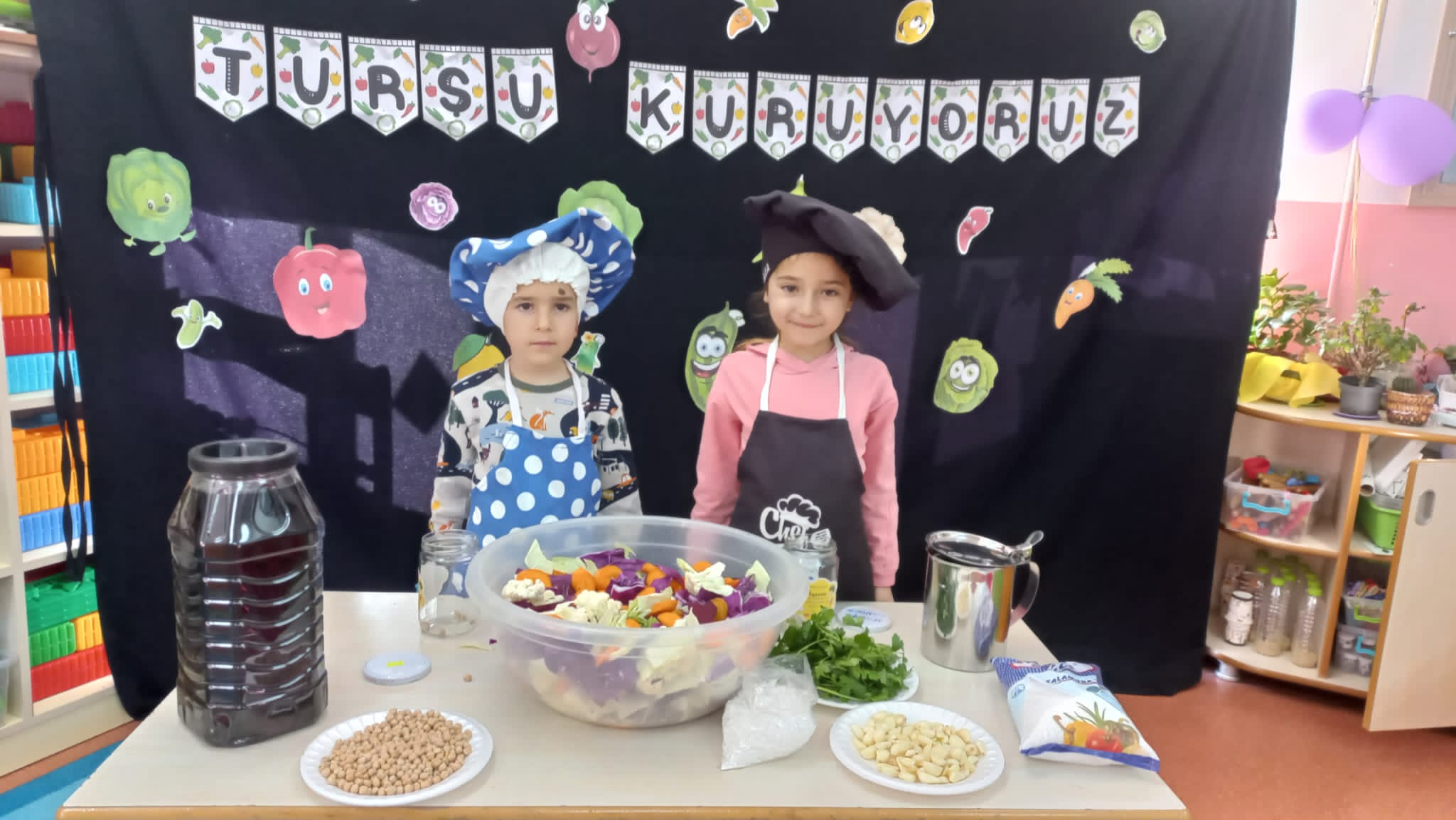 KÜÇÜKLERDEN ANLAMLI HAREKET