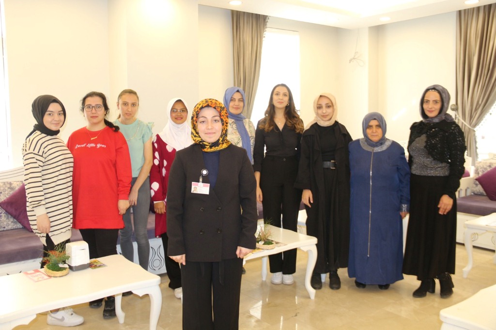 KOMPLEKS GİBİ KADIN KÜLTÜR EVİ