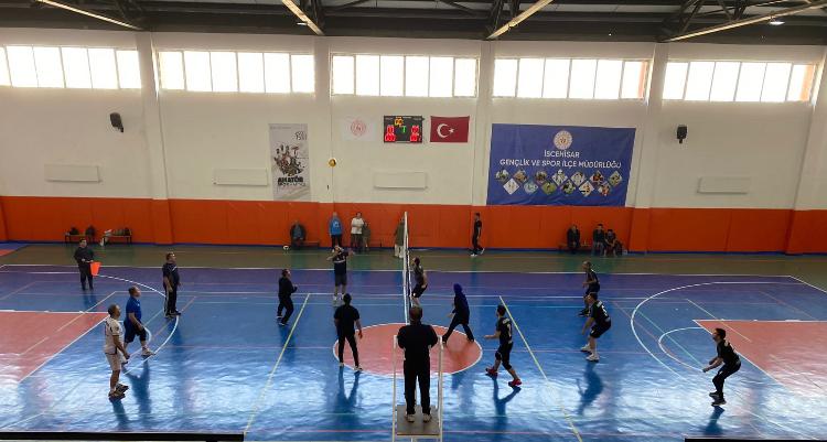 Turnuvanın Şampiyonu Kim Olacak?