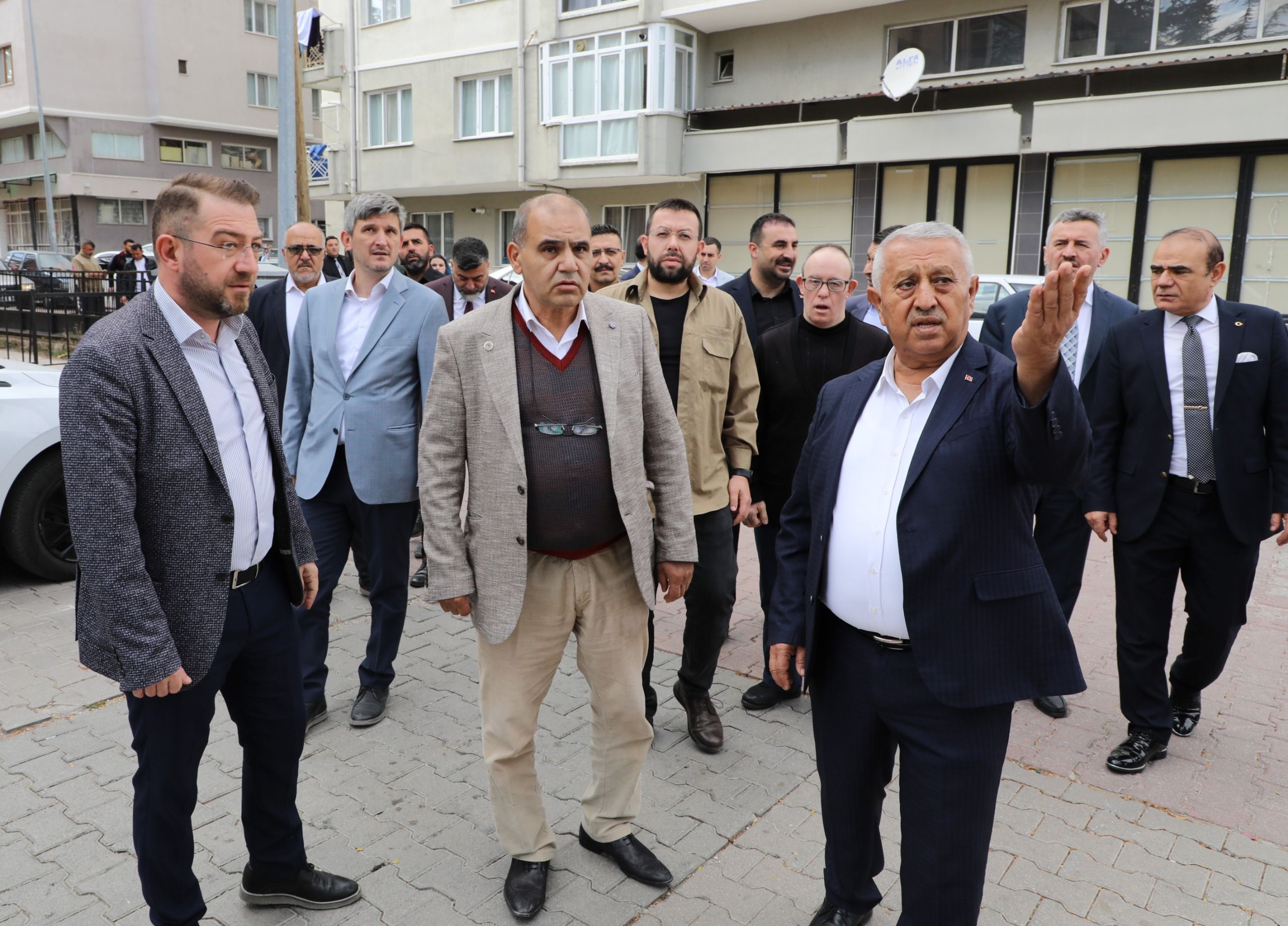 "İSTİŞARE KÜLTÜRÜYLE ÇÖZÜLER ÜRETİYORUZ"