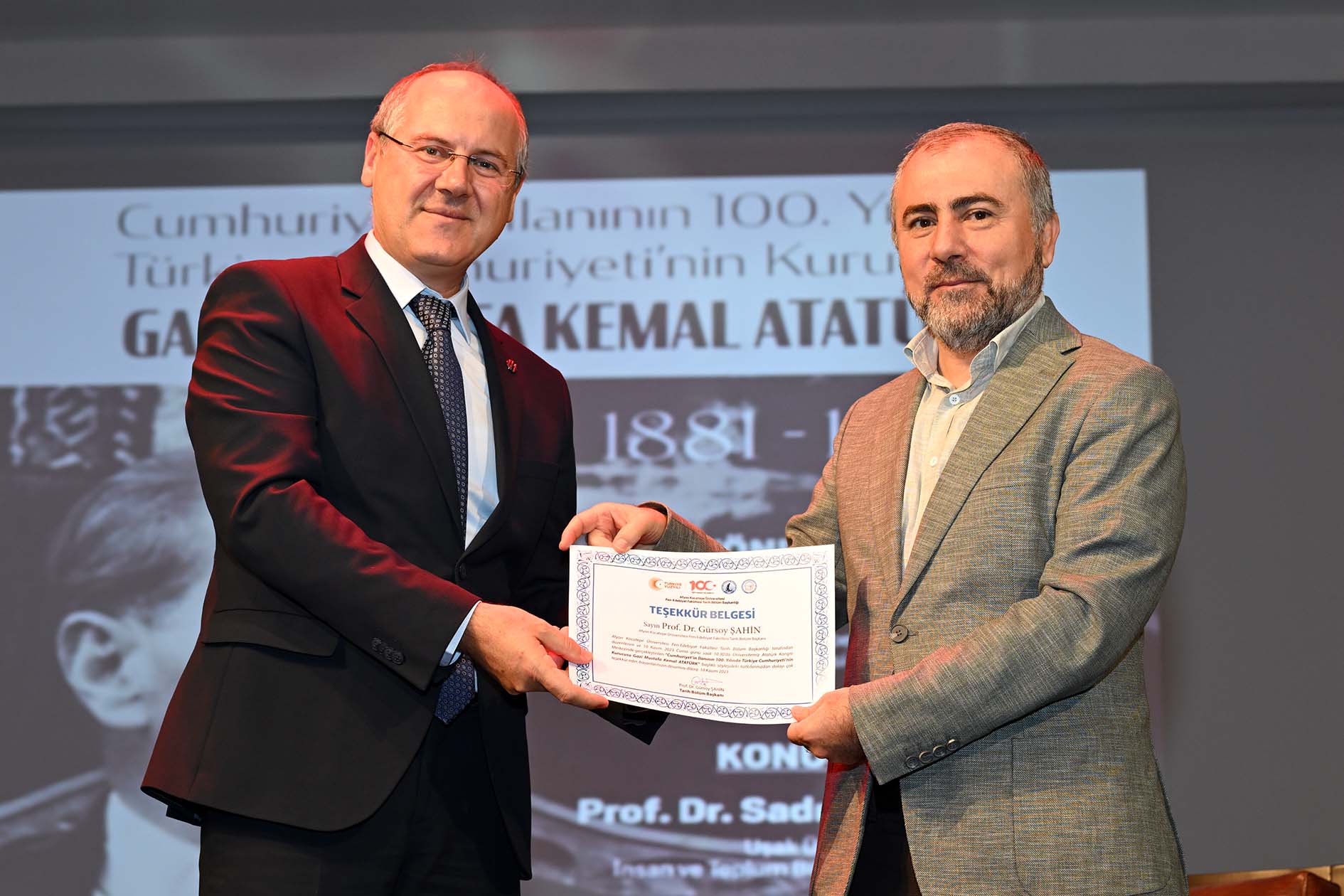 “AYRILIKÇI HAREKETLERDEN ETKİLENİYORDU”