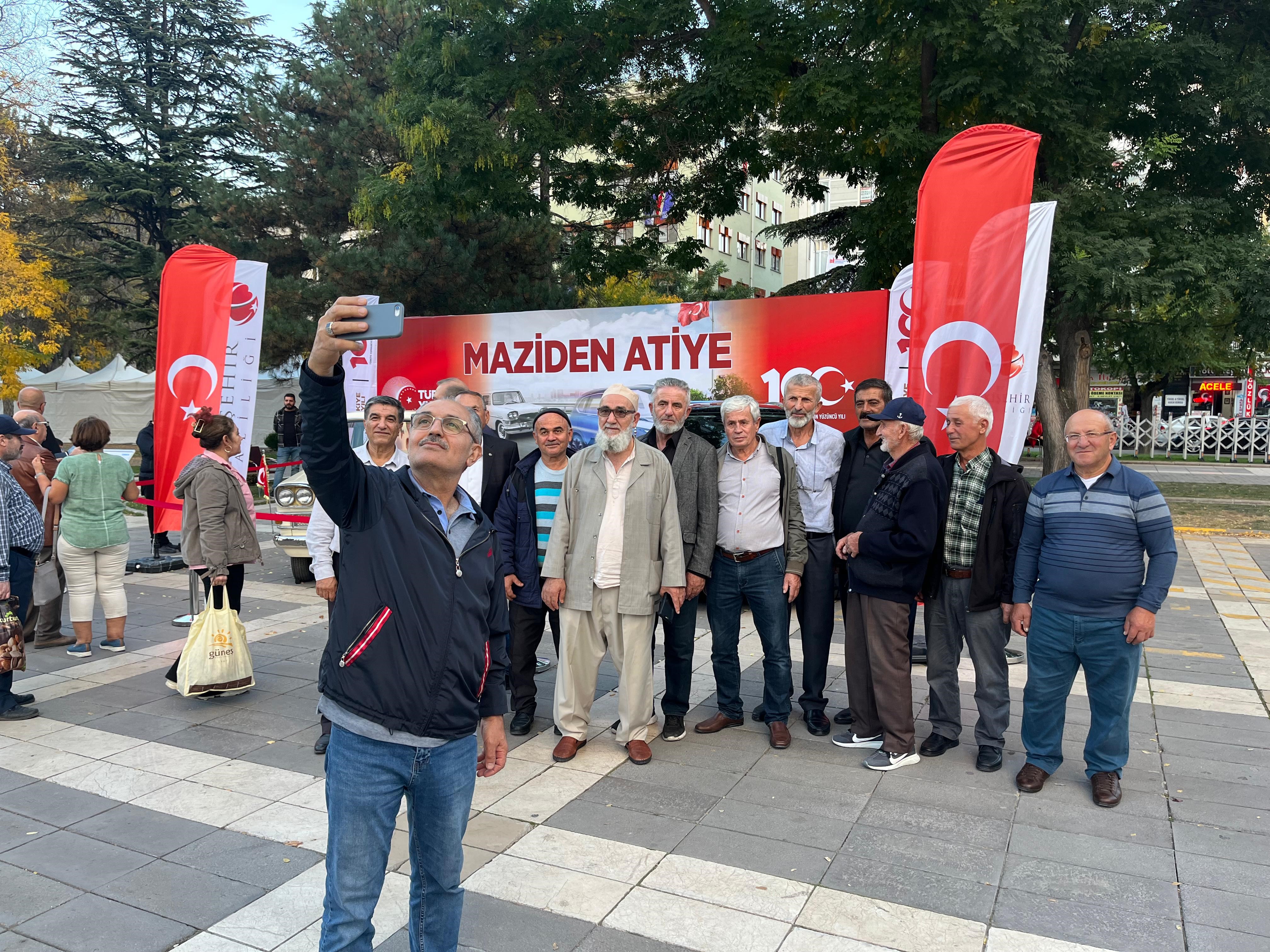 ASKERLİK YAPTIKLARI ESKİŞEHİR’DE 40 YIL SONRA BULUŞTULAR