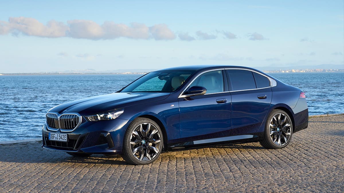 YENİ BMW İ5’İN FİYATI AÇIKLANDI