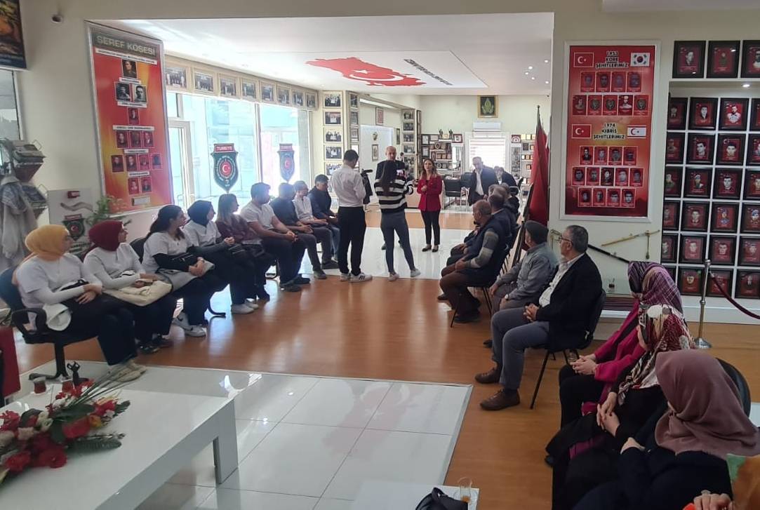 "Sizlere hizmet önceliğimizdir"